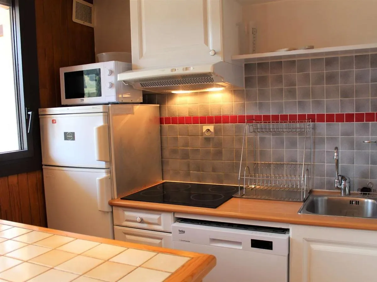 Appartement Au Coeur De Vars Les Claux, 3 Pieces, 8 Couchages, Proche Des Pistes Et Commerces - Fr-1-330B-123 Apartment