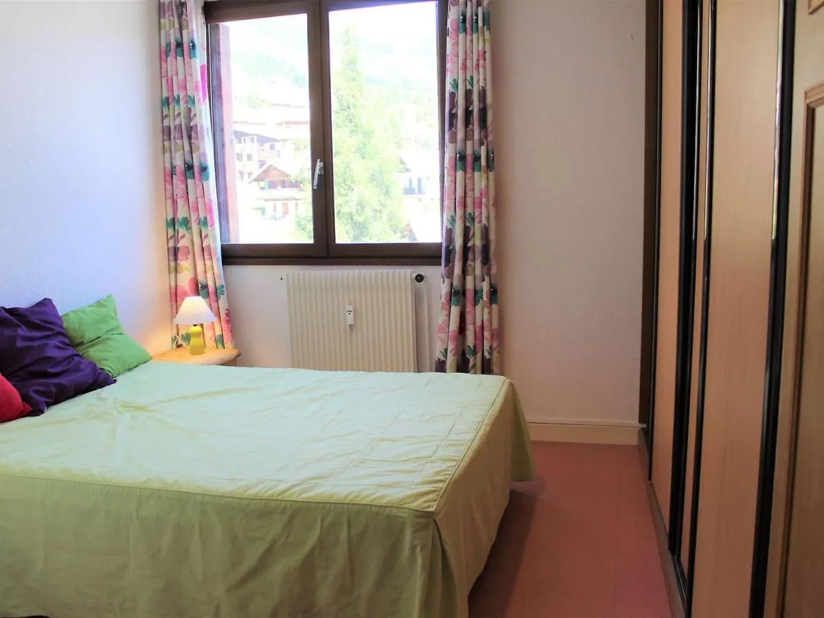 Apartment Appartement Au Coeur De Vars Les Claux, 3 Pieces, 8 Couchages, Proche Des Pistes Et Commerces - Fr-1-330B-123