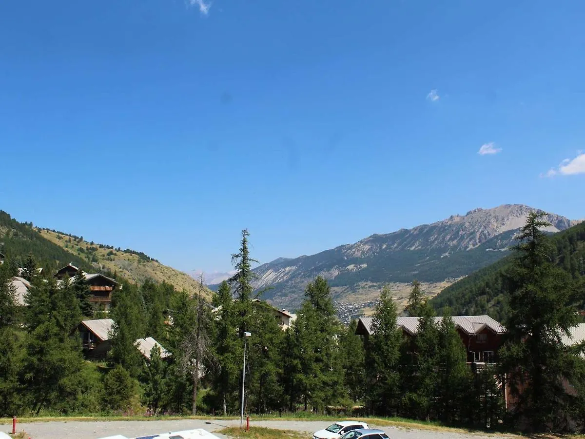 Appartement Au Coeur De Vars Les Claux, 3 Pieces, 8 Couchages, Proche Des Pistes Et Commerces - Fr-1-330B-123 contacts
